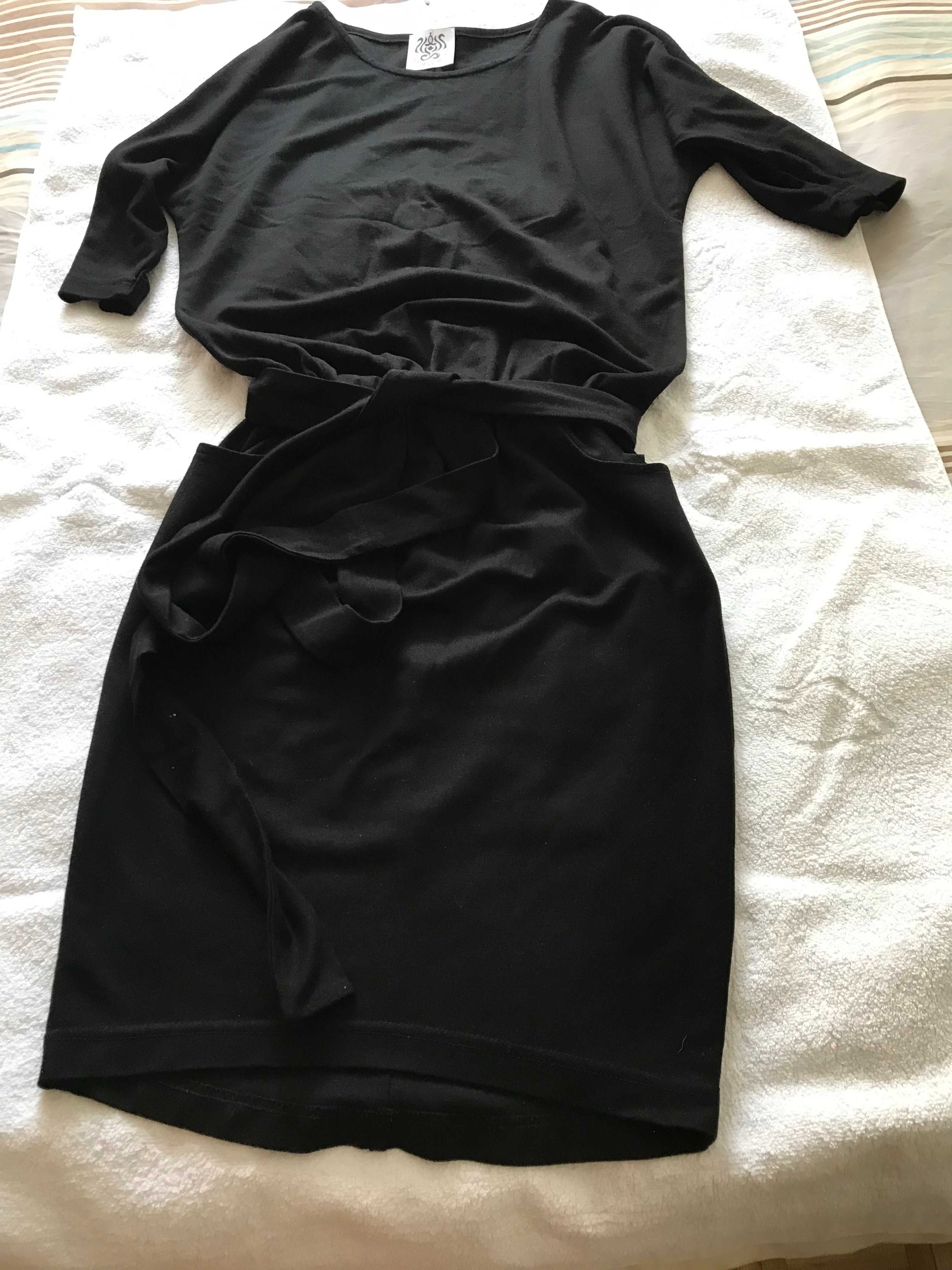 Czarna sukienka Ciepielewska