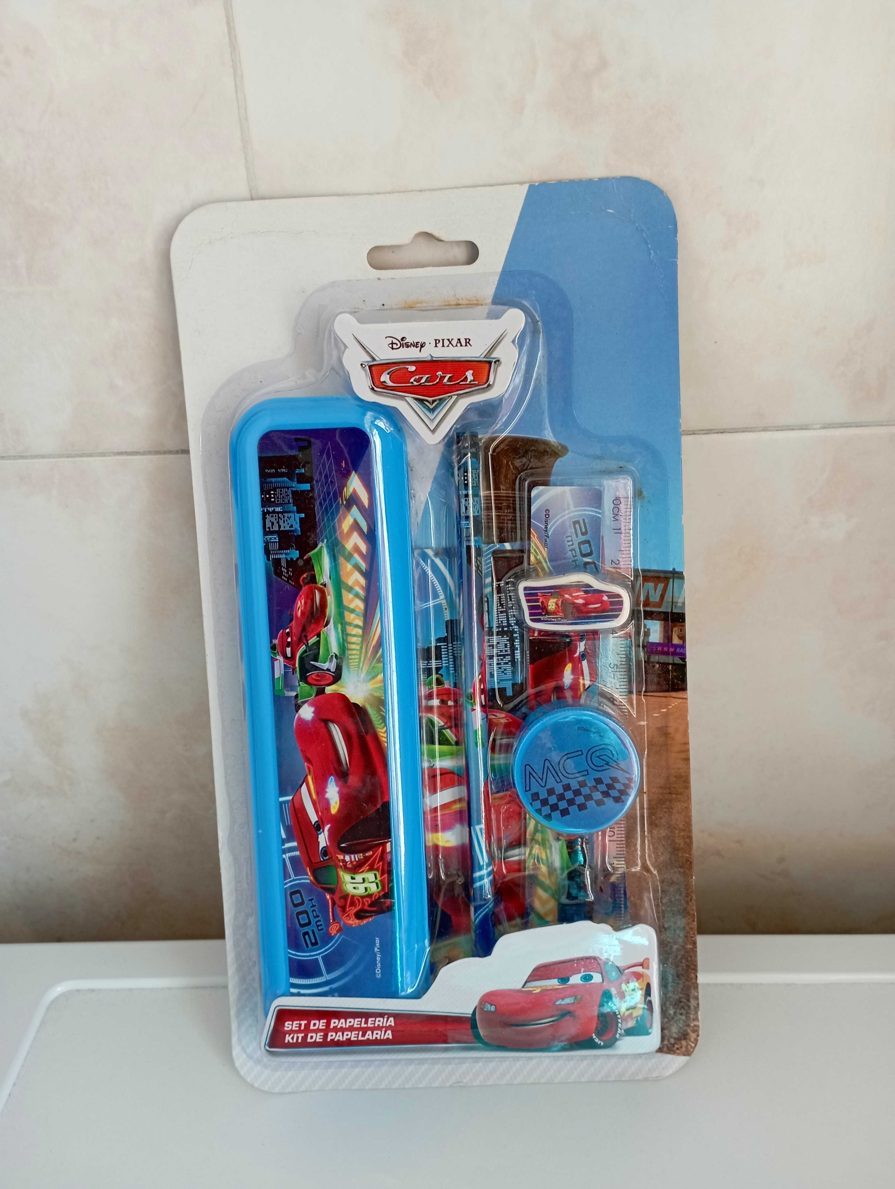 Material escolar (preços sob consulta)