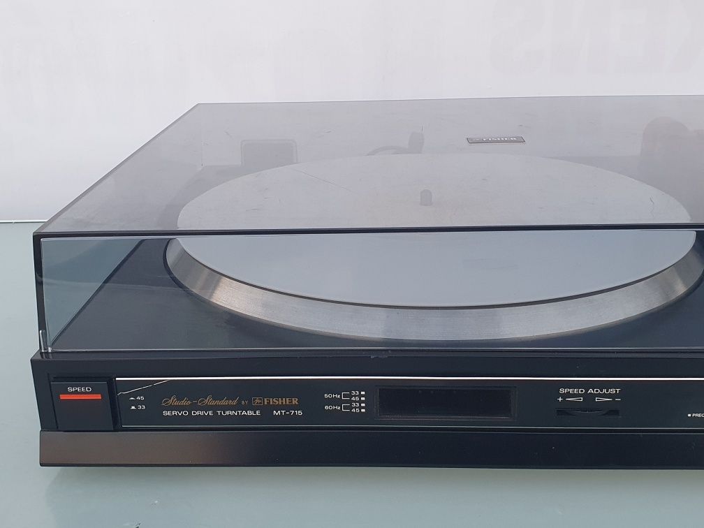 Gramofon półautomatyczny Fisher MT-715