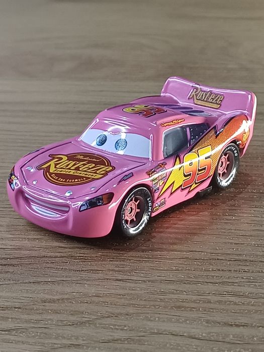 Auta Cars Zygzak McQueen różowy NOWY metalowy skala 1:55