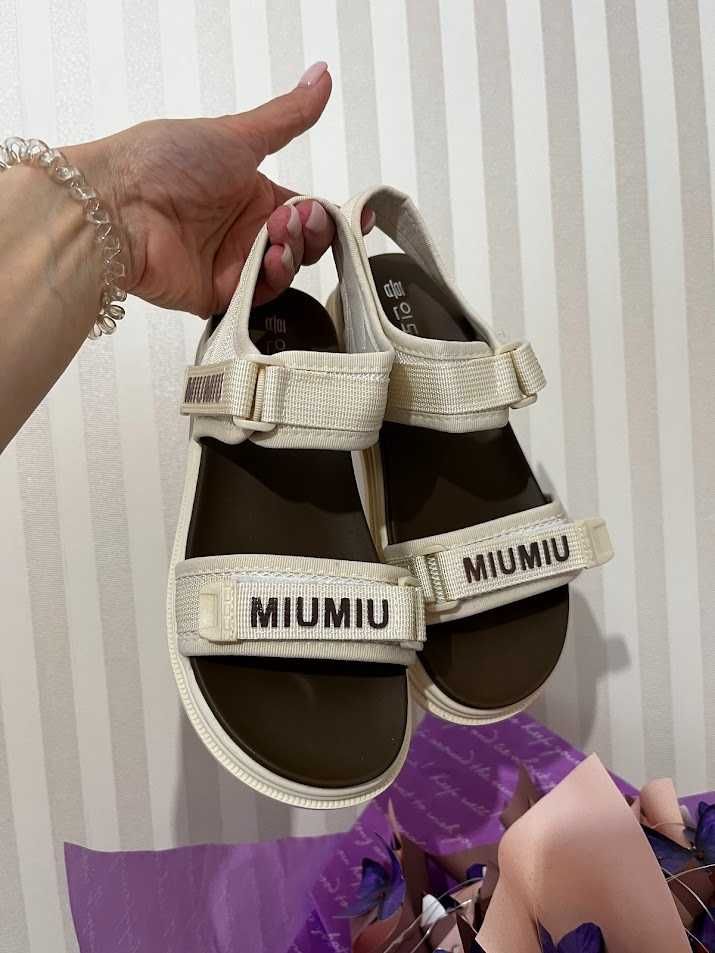 сандали босоножки  Miu Miu