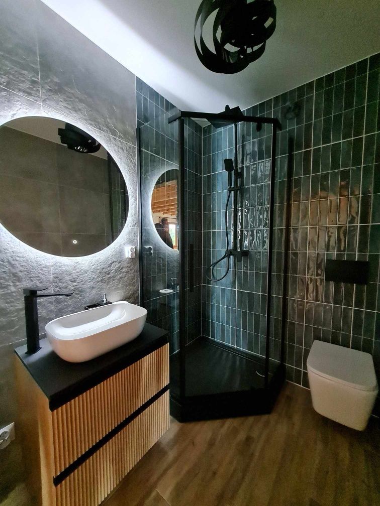 Domek w stylu góralskim z widokiem na jezioro  jacuzzi