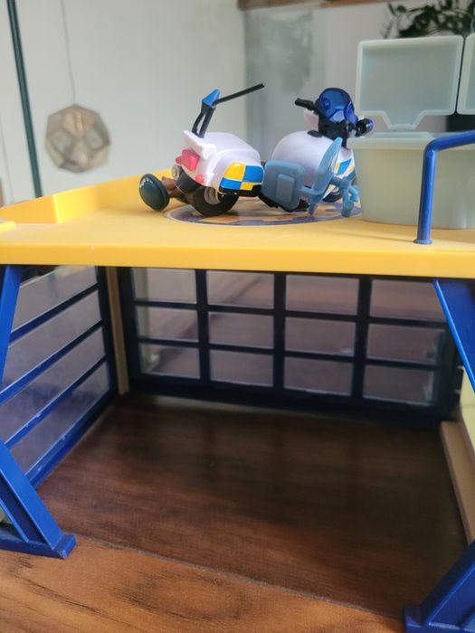 Komisariat policji Strazak Sam