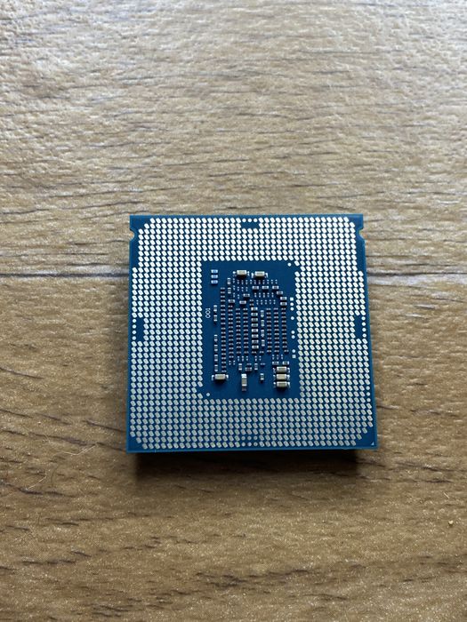 Процессор intel core i7 6700 4 ядра 8 потоков 4.0 Ггц частота идеал