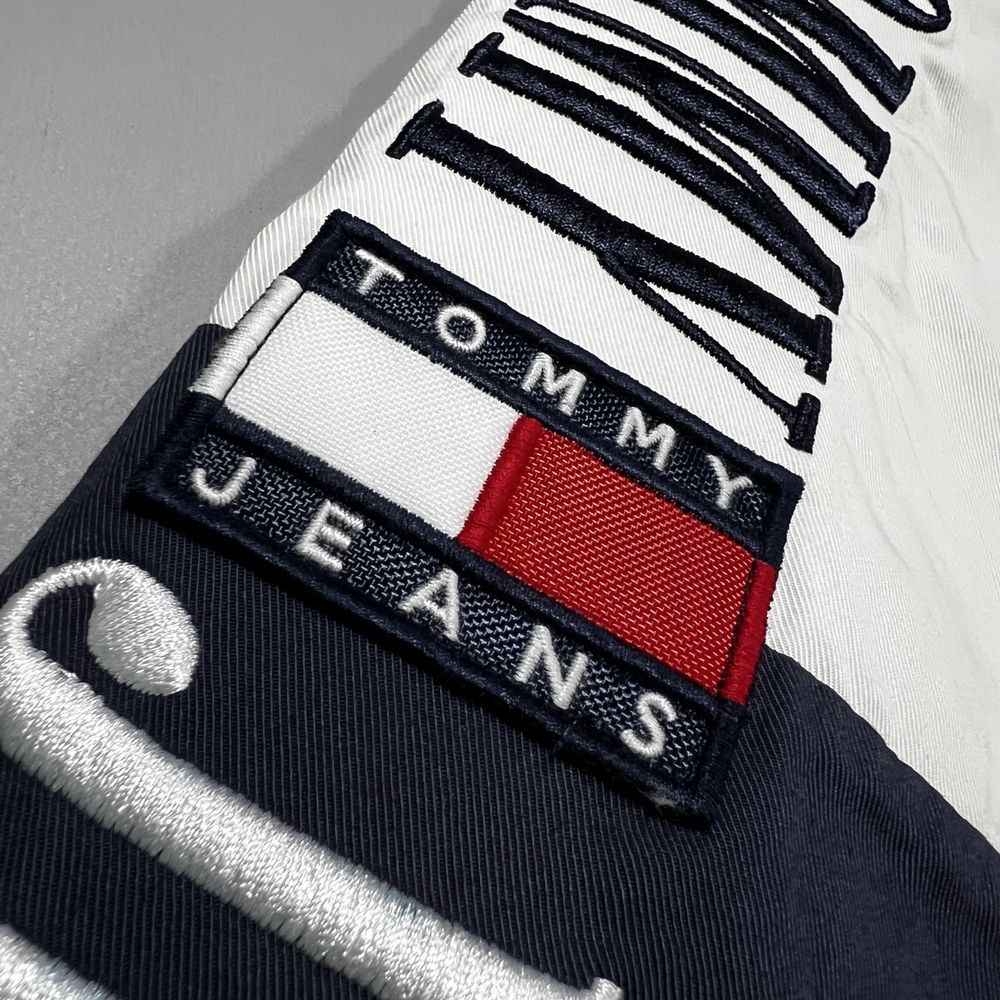 Чоловіча сорочка з бавовни Tommy Jeans Archive graphic shirt