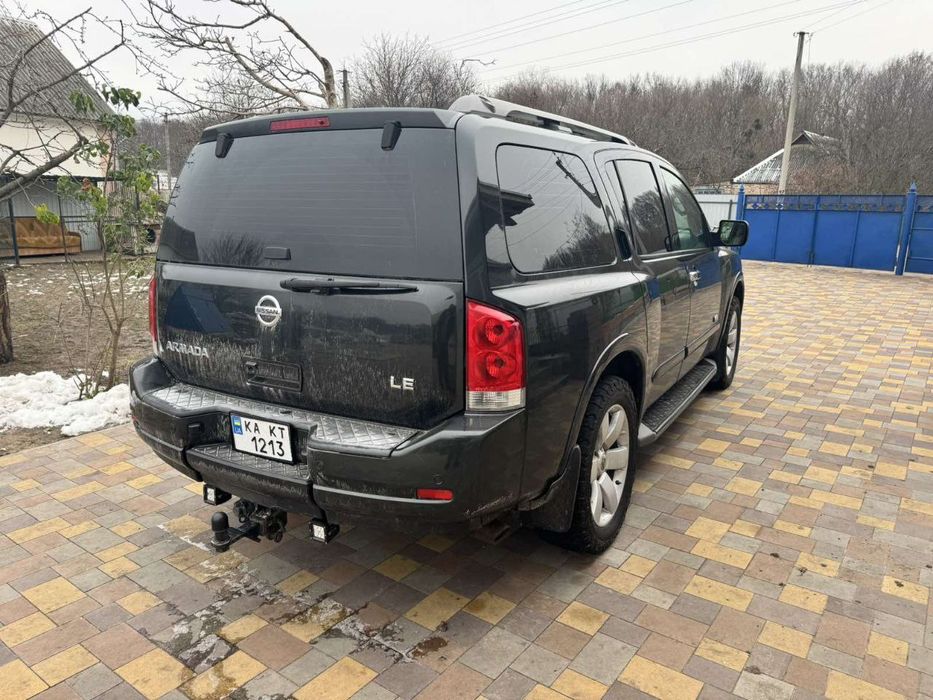 Продам Nissan Armada