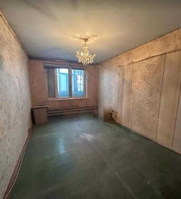 Продам самую дешёвую квартиру в 520 м/р.