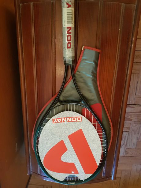 Raquete de ténis Donnay nova mais oferta de bolas novas Dunlop