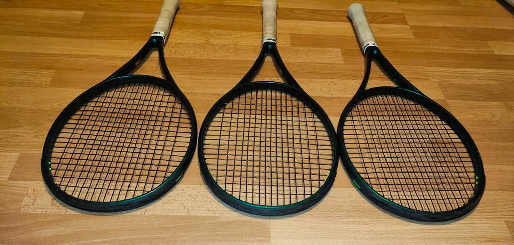 3 raquetes de ténis Wilson Blade 100 V9