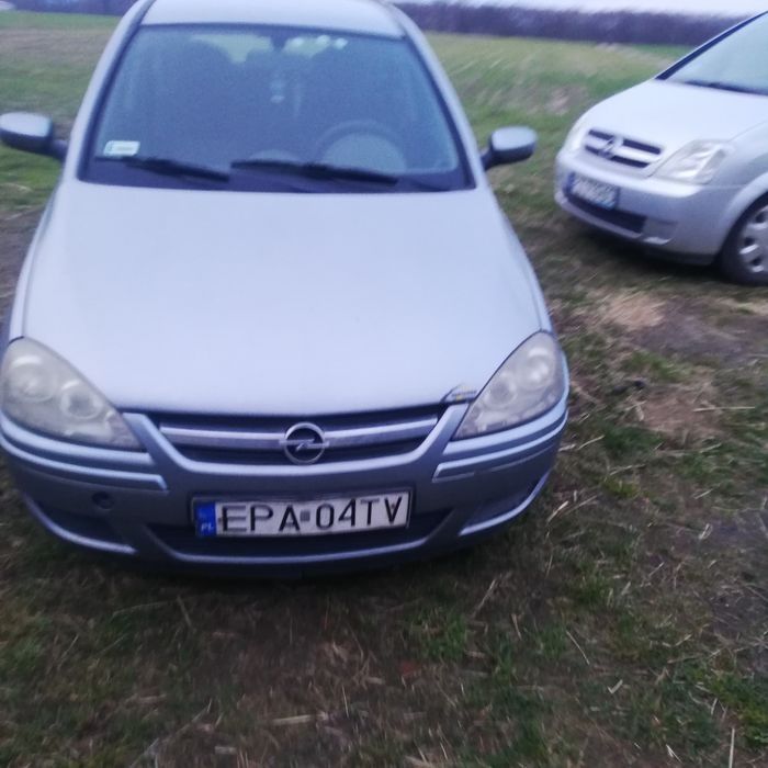 Przednie lampy Opel Corsa C