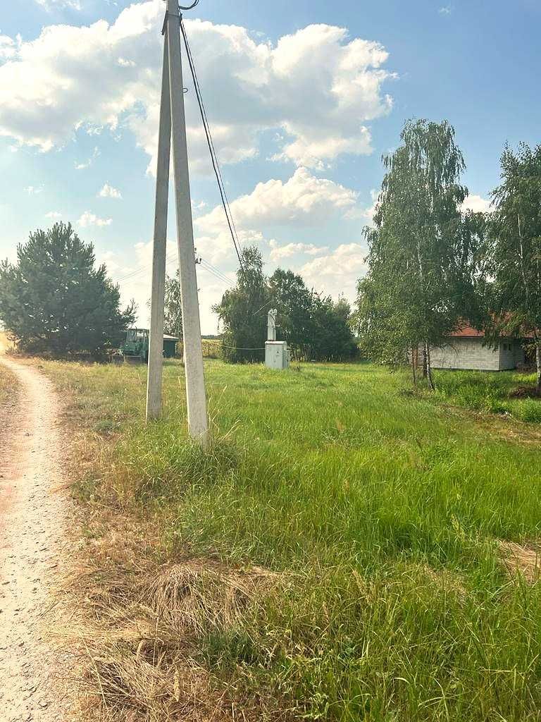 Ділянки 12,73 га з озером та лісом с. Гавронщина, 40 хв від Києва!