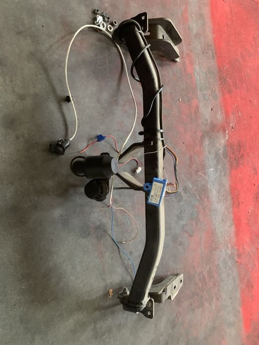 Engate de reboque Citroen C4 II