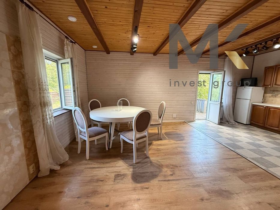 Будинок з банею в Петрушках