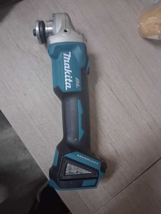 Szlifierka kątowa makita