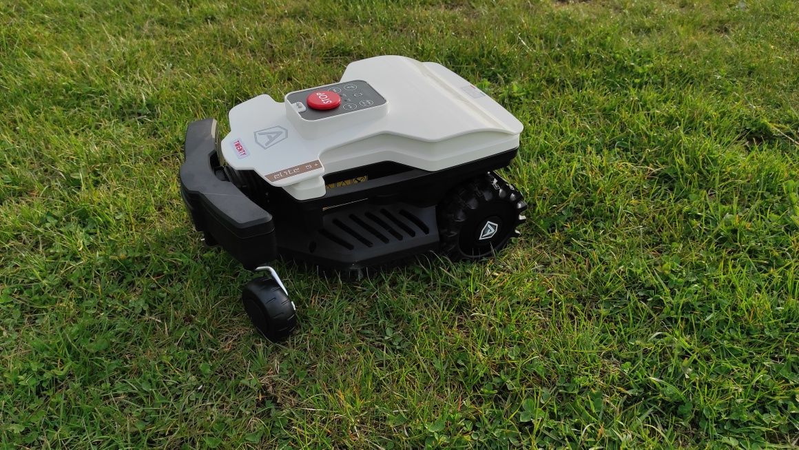Kosiarka automatyczna Ambrogio Twenty Elite S+ do 1300m2 Robot koszący