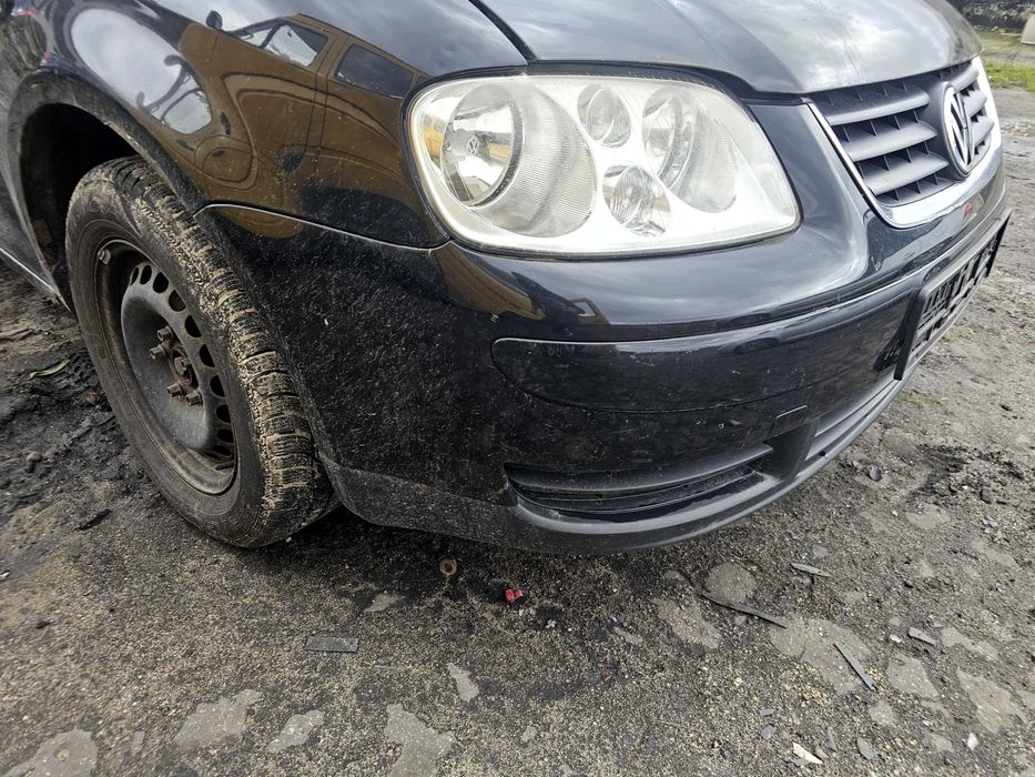 Zderzak przód przedni Volkswagen Touran kolor lc9x