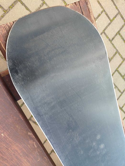 Deska snowboardowa 126 Nitro Ripper Youth 2022 twin flat Snowboard 126