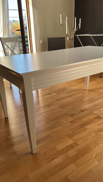 Stół rozkładany biały + 4 krzesła