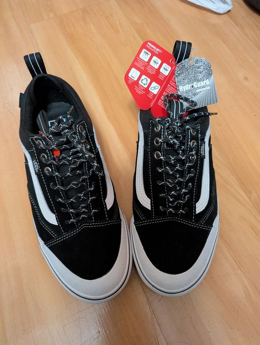 Buty Vans 43 r.  Nowe
