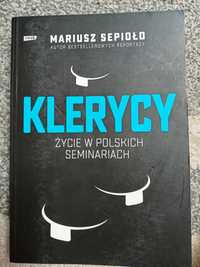 Klerycy życie w polskich seminariach