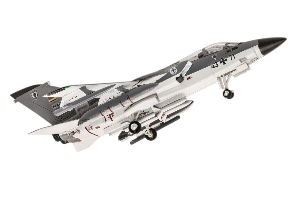 SAMOLOT model 1/144 Revell 03783 PANAVIA TORNADO IDS/GR.1