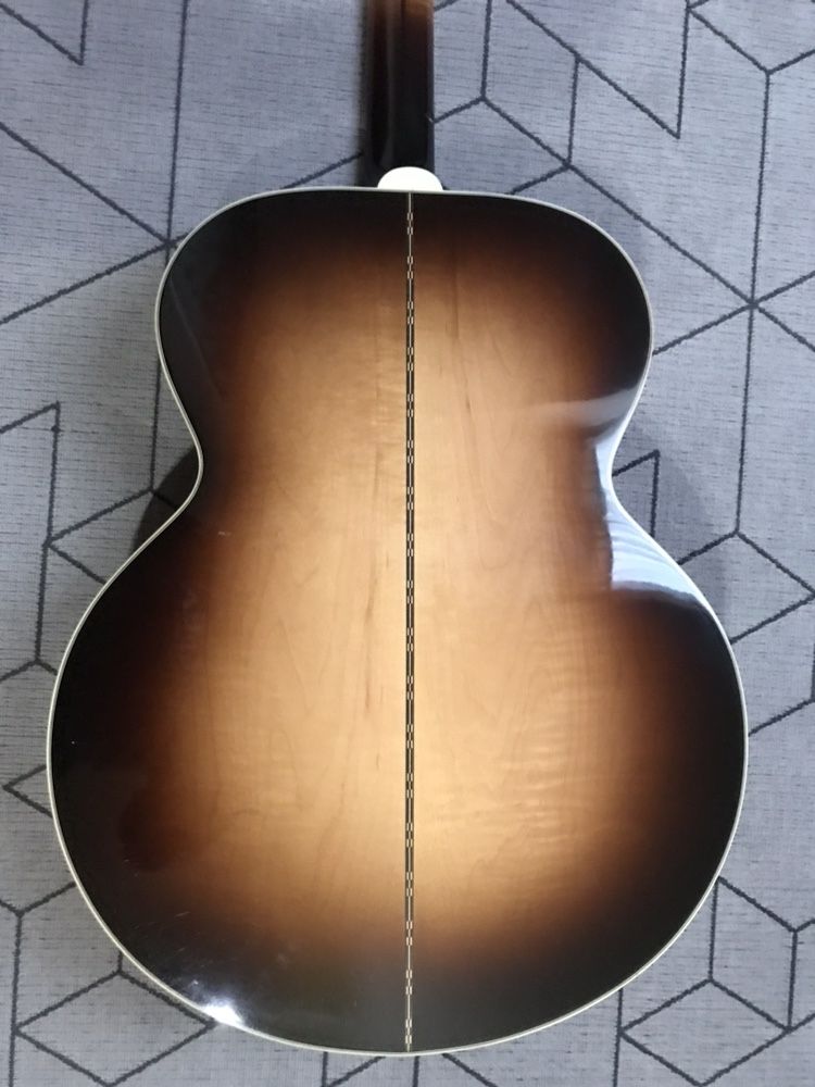 Gitara Gibson SJ-200
