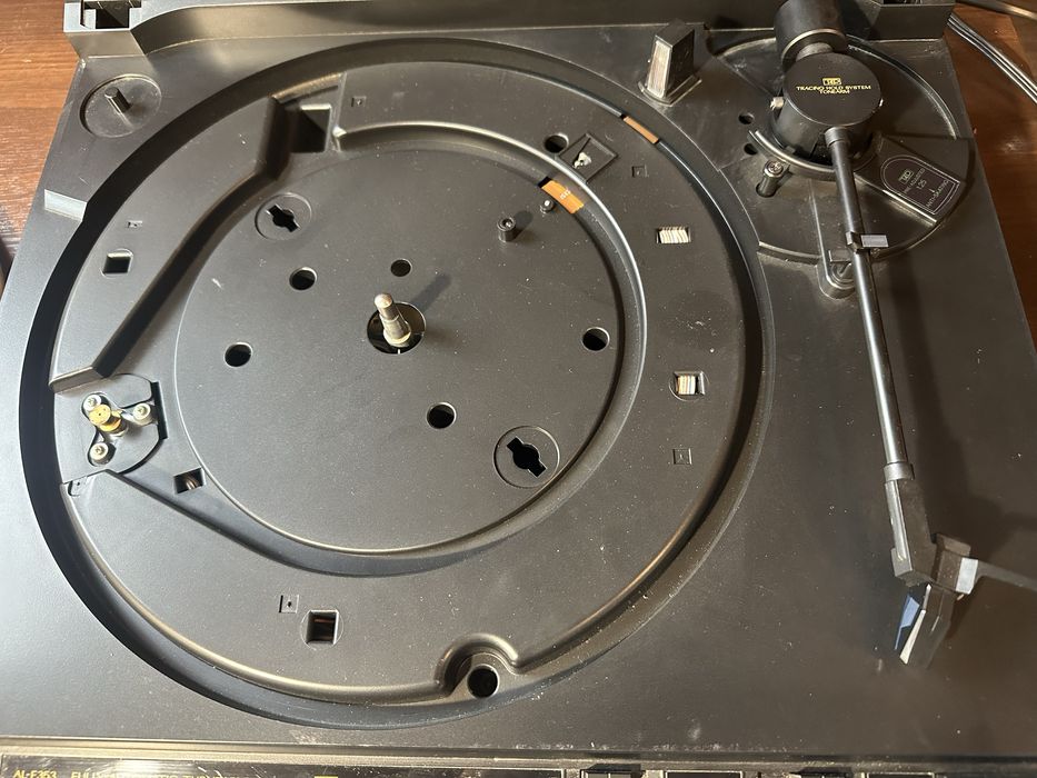 Gramofon Jvc AL-f353