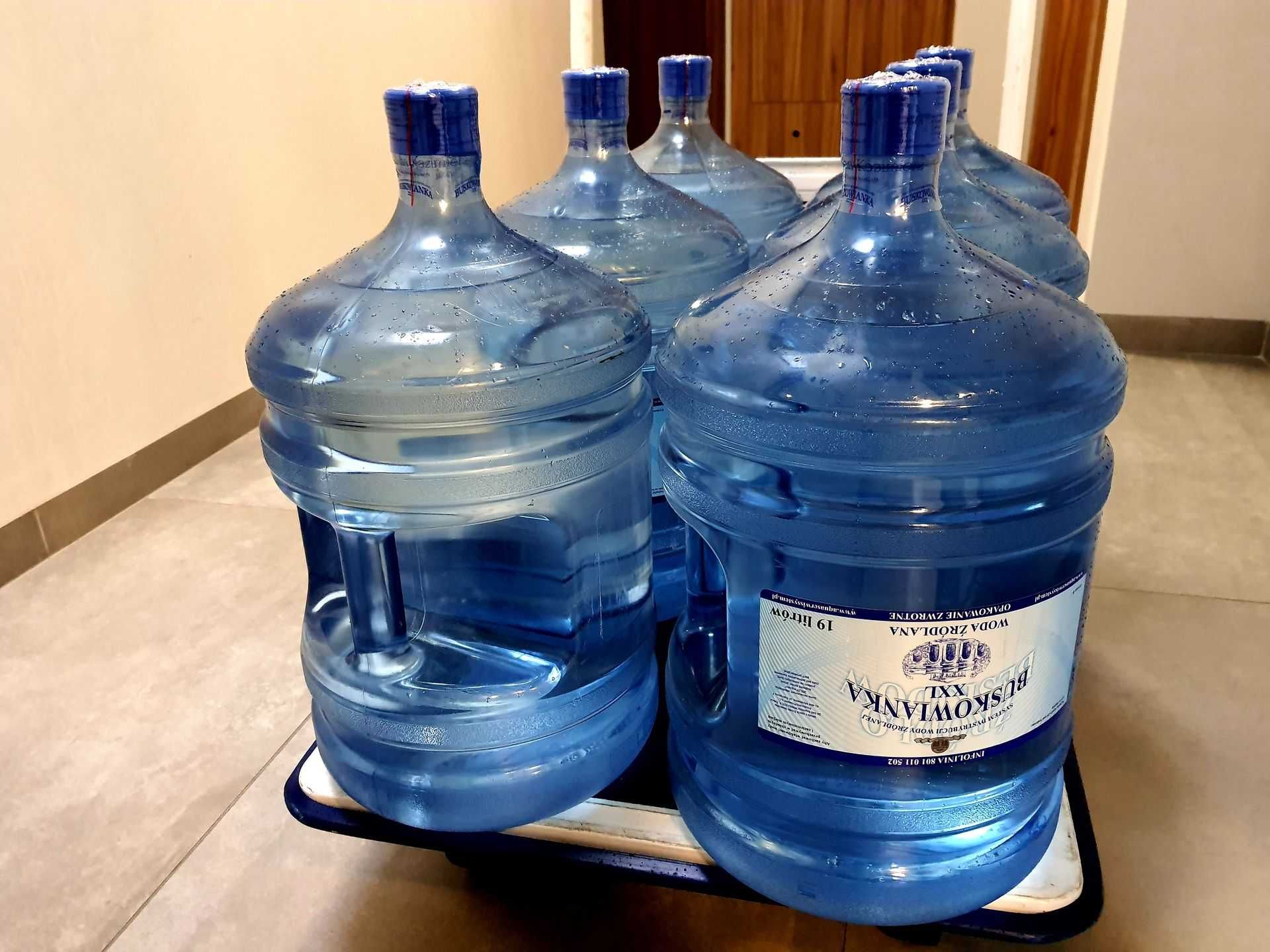 Woda Buskowianka 18,9l dystrybutory dostawa wody 19L galony RADOM 1ZŁ