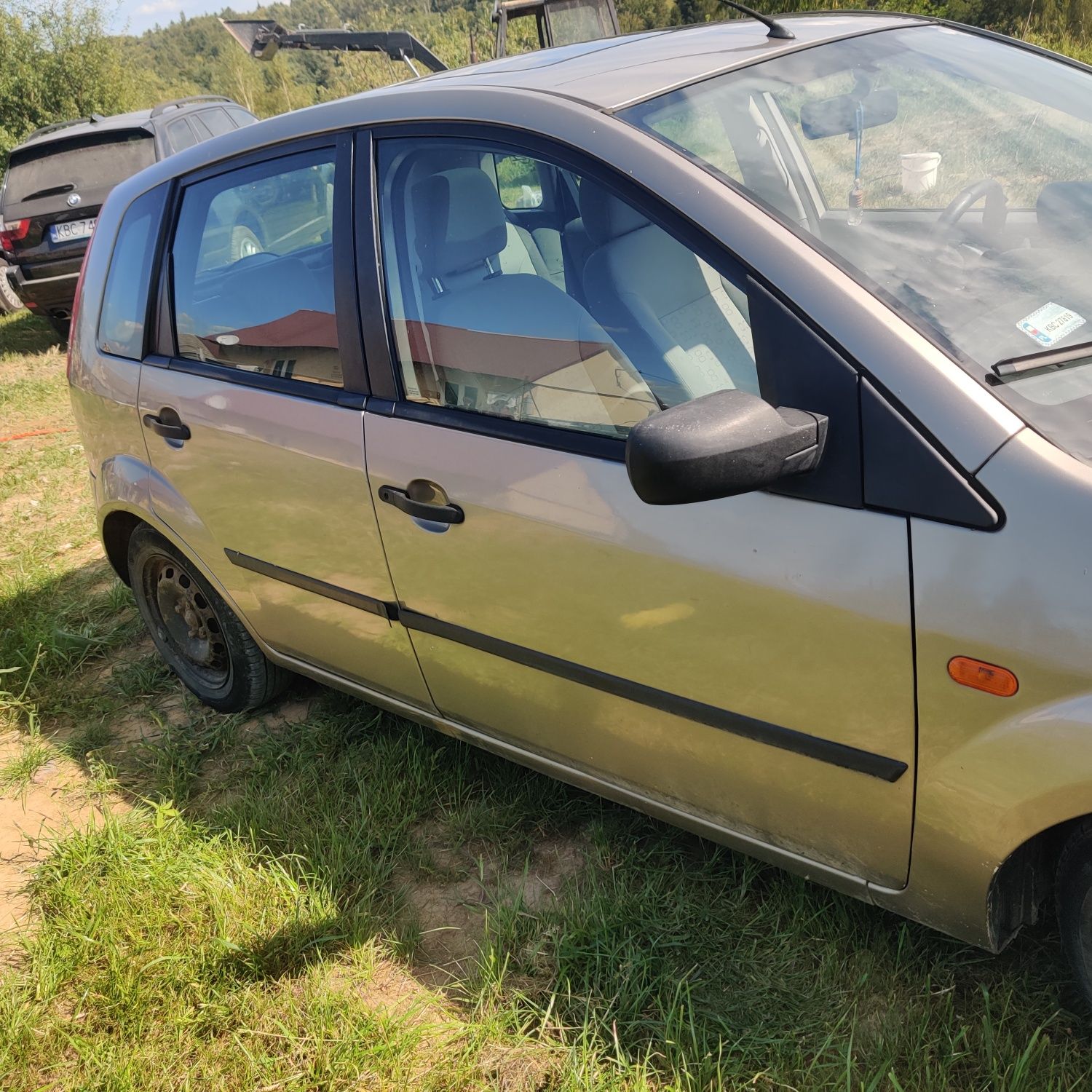 Sprzedam forda fiesta MK6 1.3