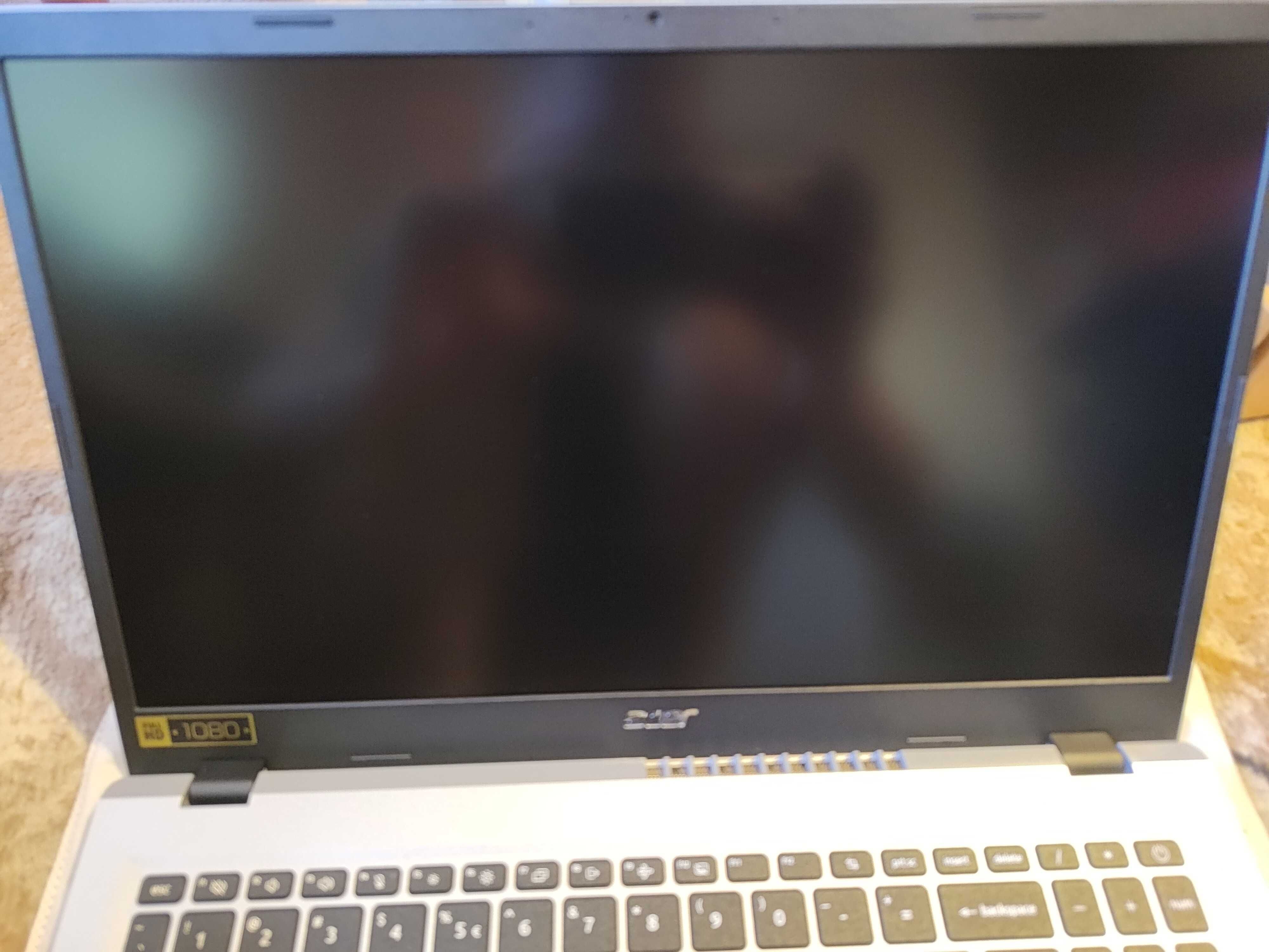 Laptop Acer Aspire 3 Srebrny. Windows 11.