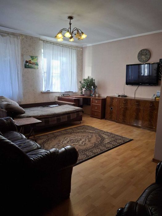 Дом 170м², ремонт в П. Борщаговка. Кирпич, газ, 8 сот. 5 км от Киева