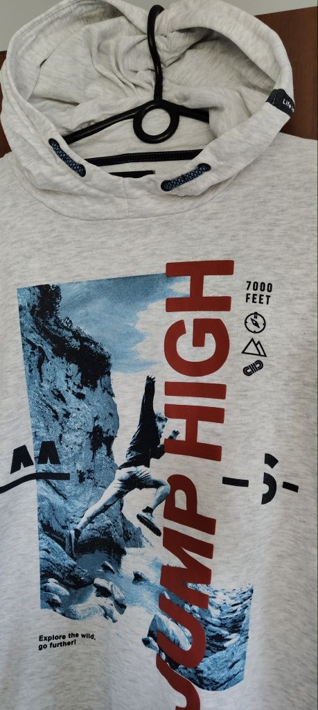 182 C&A S bluza z kapturem wkładana kangurka