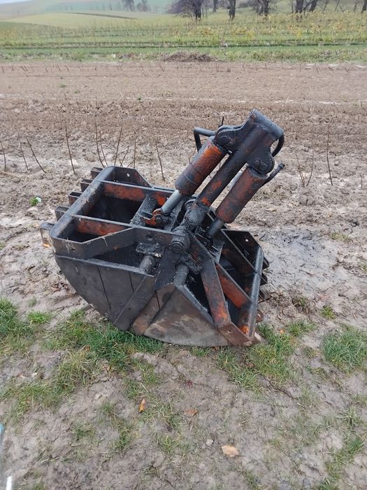 Sprzedam łyżkę do cyklopa UNHZ500