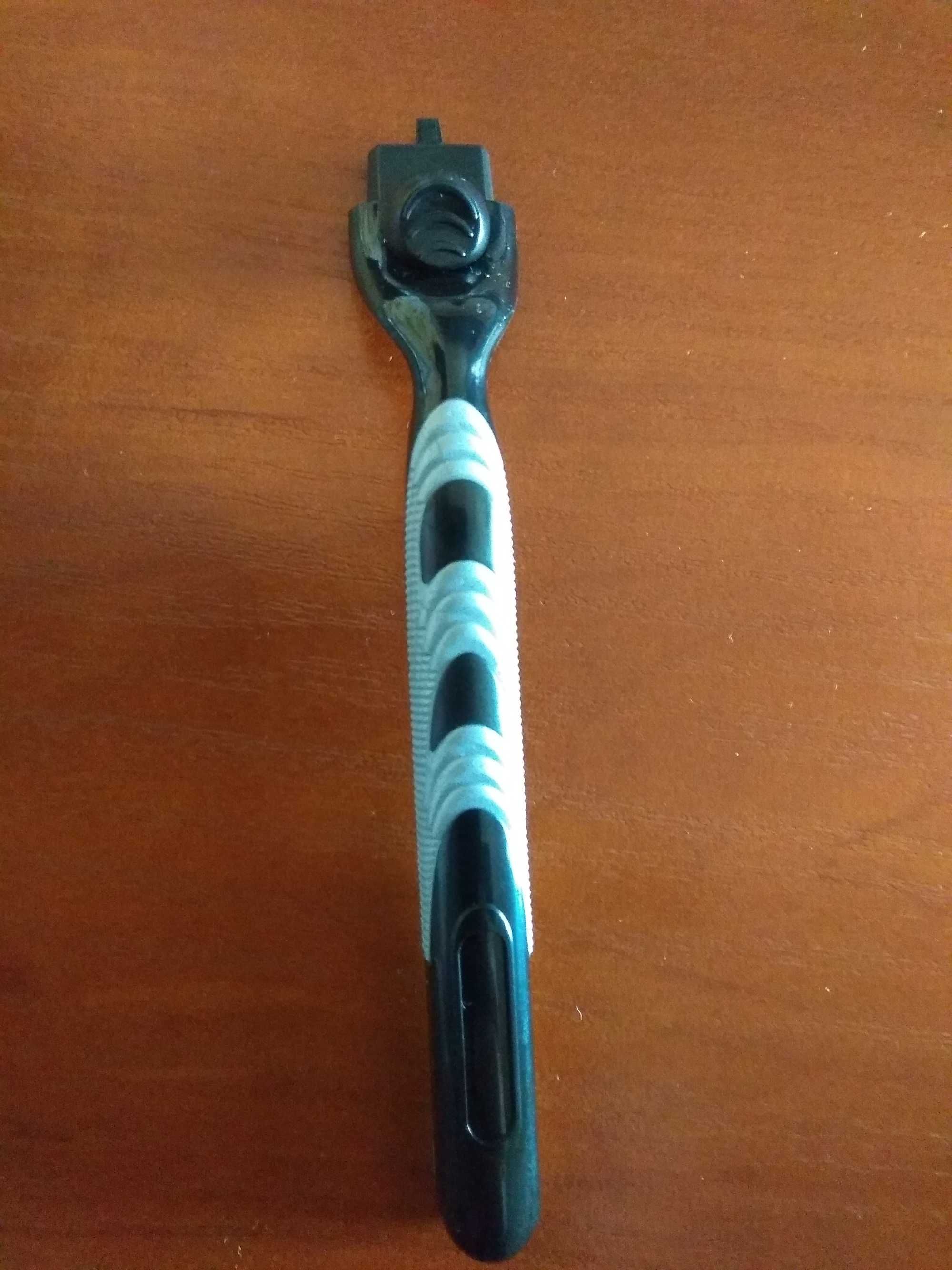 Станок Gillette Mach 3 + 8 змінних лез