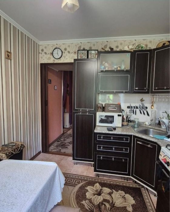 Продаж 2к квартири с.Зарічне