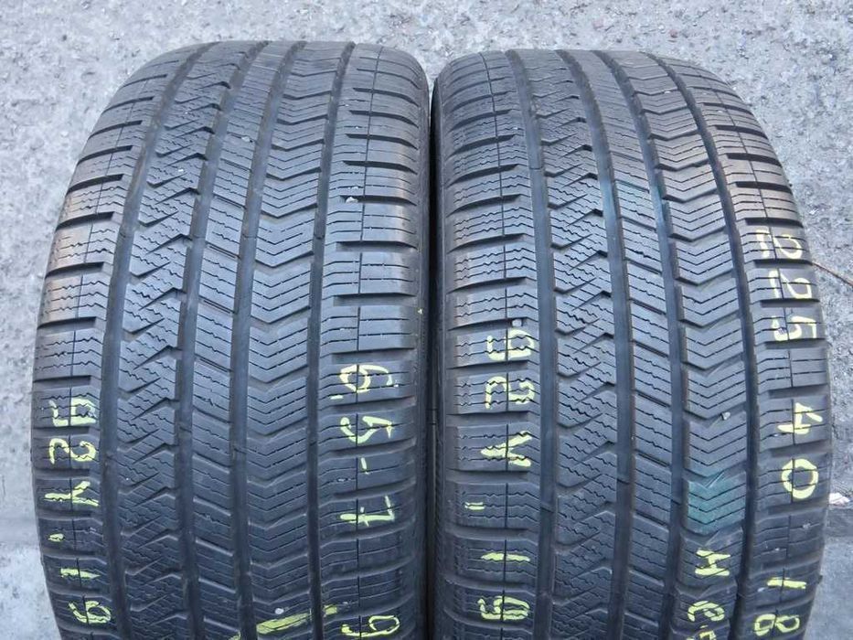 225/40 R18 92Y Vredestein Quatrac5 M+S 2штуки протектор 6.5-7 мм