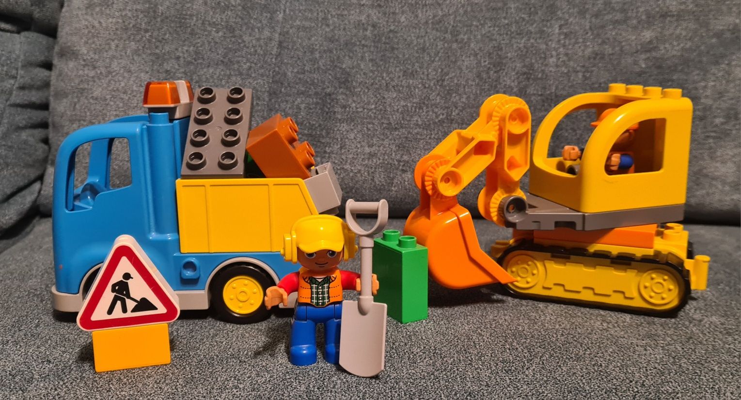 LEGO Duplo 10812 ciężarówka wywrotka plac budowy