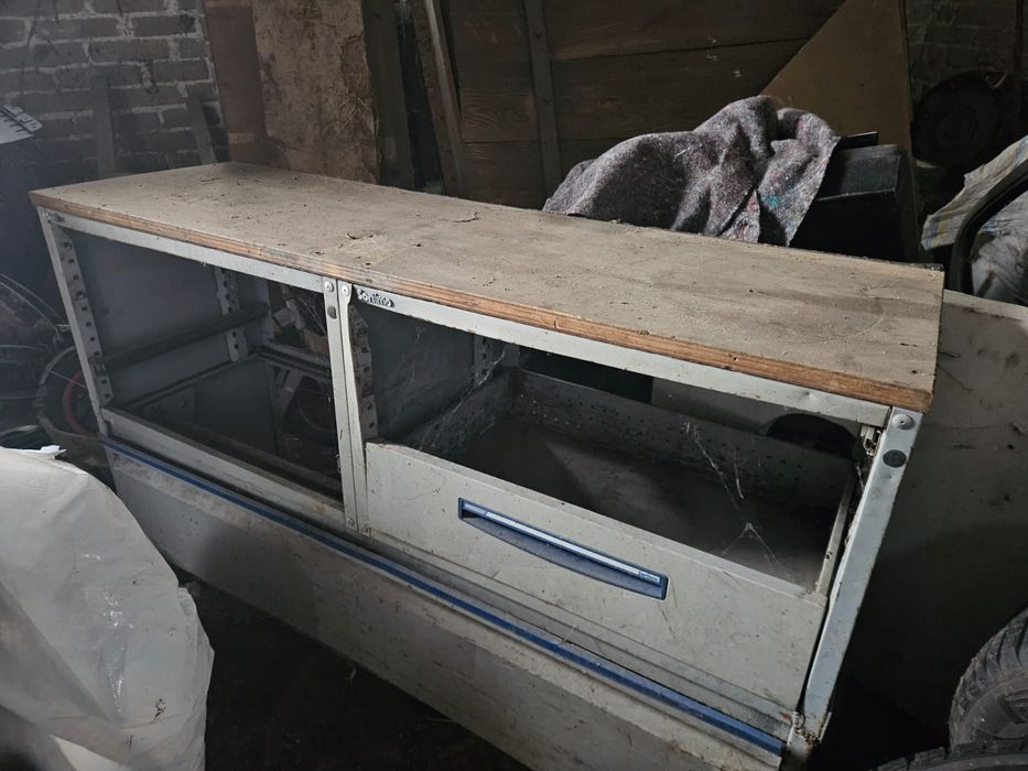 Sprzedam Regały do busa