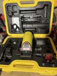 Niwelator laser rurowy Leica Piper 200