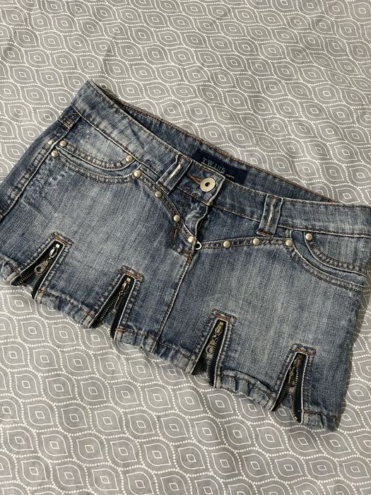 Джинсова міні юбка в стилі 2000x