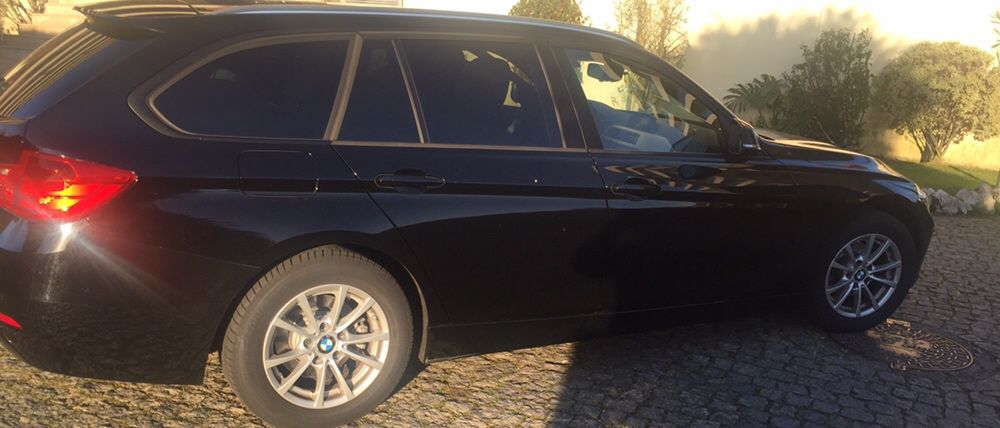 BMW 318 Touring Auto Exclusive