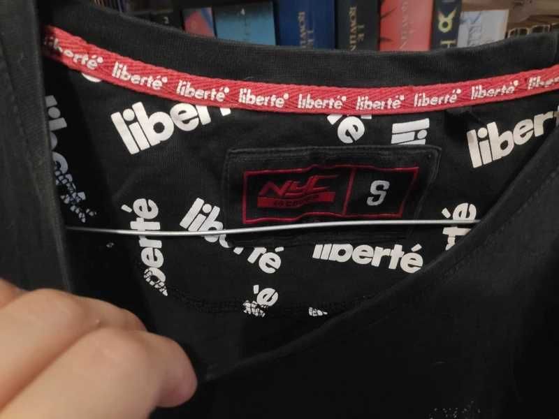 Koszulka 1991. NYC Cropp. Rozm.s.