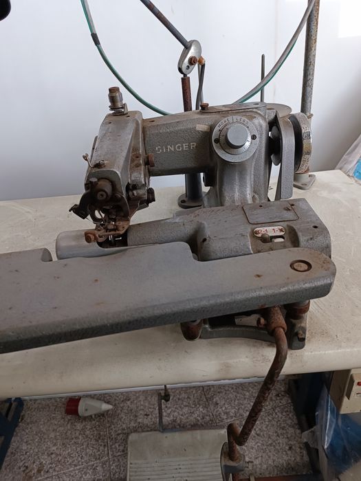 Máquina costura bainhas invisível