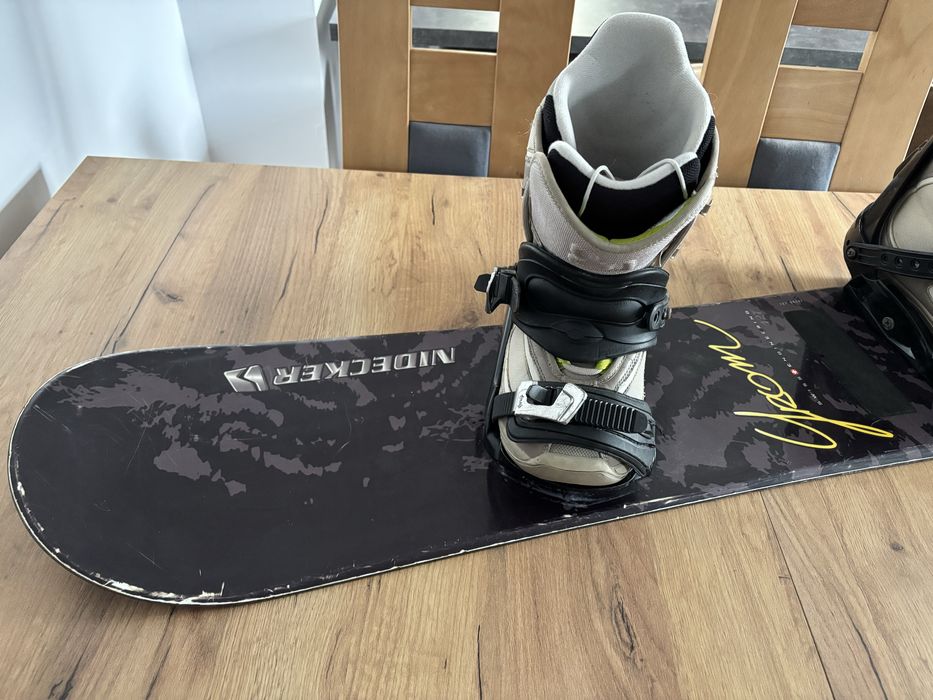 Deska snowboardowa