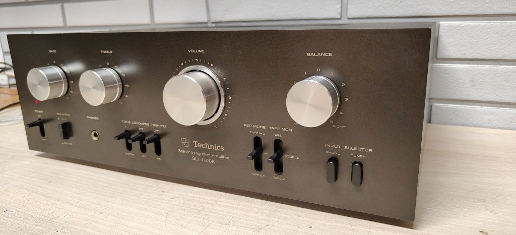 Wzmacniacz TECHNICS SU-7100K. Vintage.