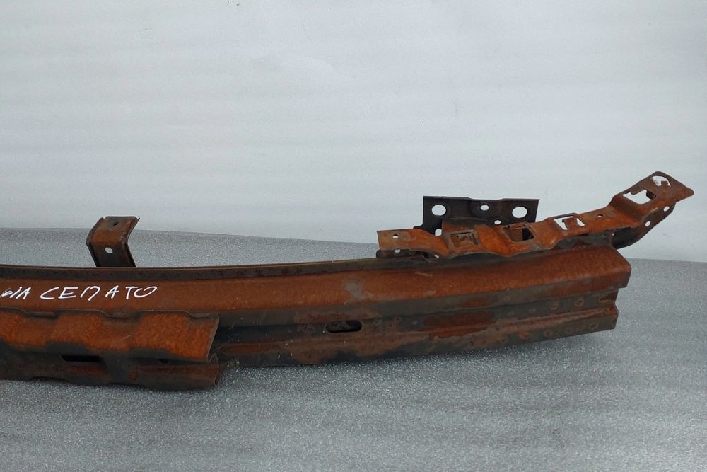 Reforço pára-choques frente KIA Cerato (LD)