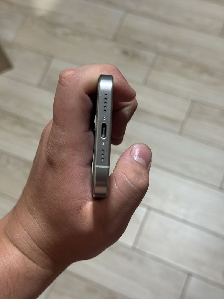iPhone 15 pro 128gb neverlock