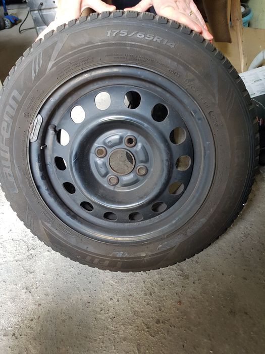 Koła zimowe 4x100, 175/65/14, Toyota Yaris