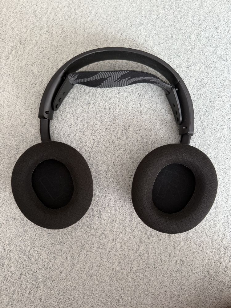 Słuchawki SteelSeries Arctis Nova 3