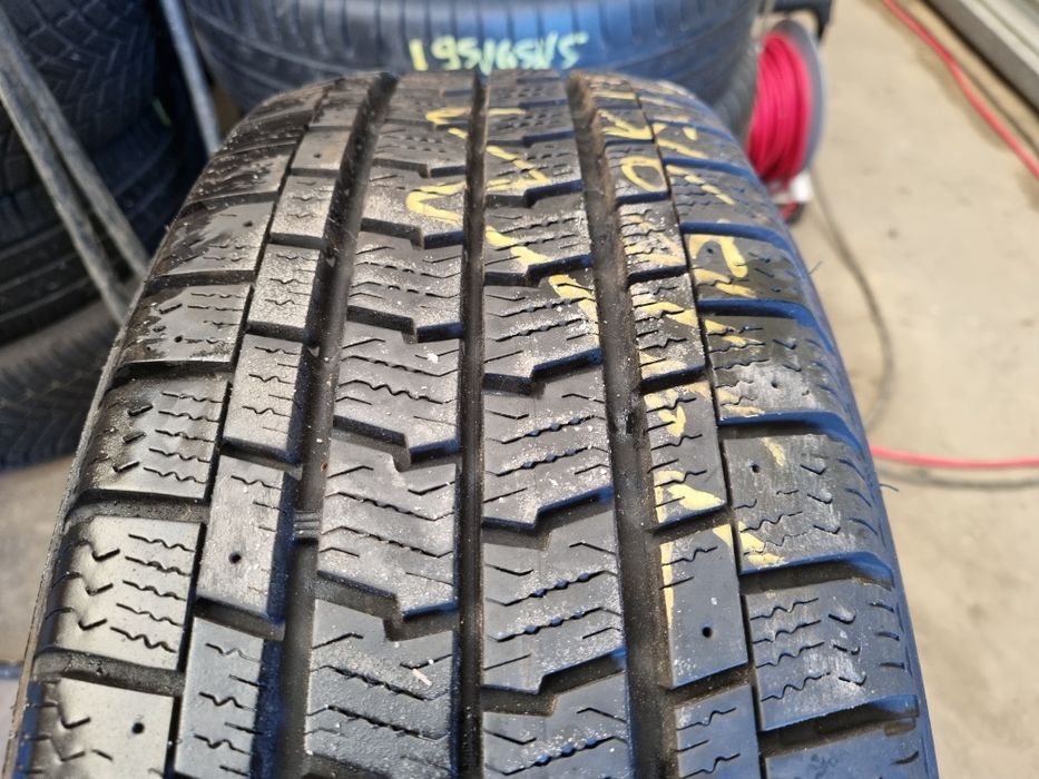 Goodyear cargo ultragrip CUG-2 215/65/16C rok 2021 9mm. Opona pojedync